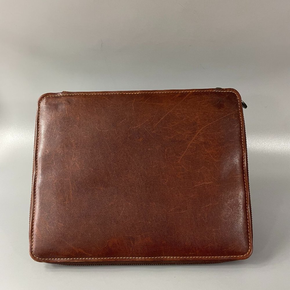 Levenger by Tusting Zip-around iPad/Tablet Leather Case, Brown